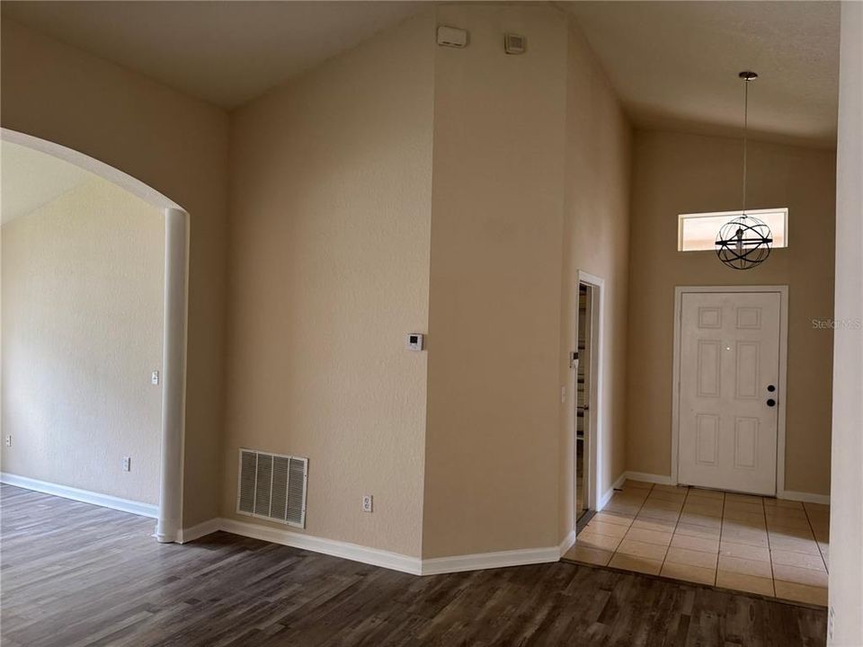 В аренду: $2,495 (3 спален, 2 ванн, 1746 Квадратных фут)