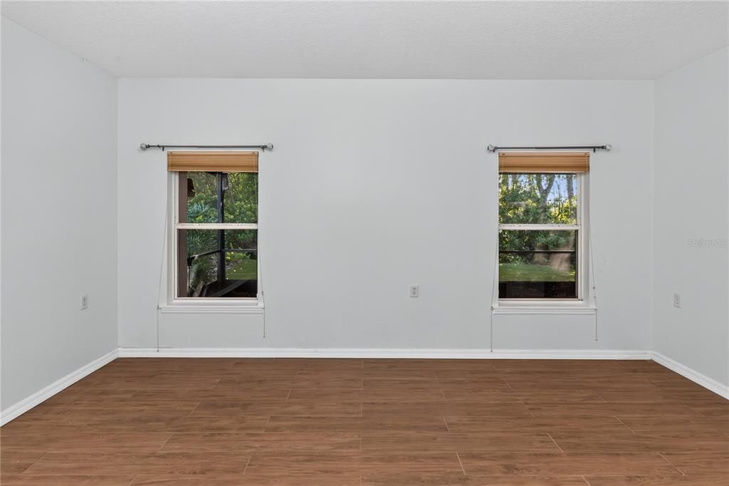 En Venta: $335,000 (3 camas, 2 baños, 1494 Pies cuadrados)