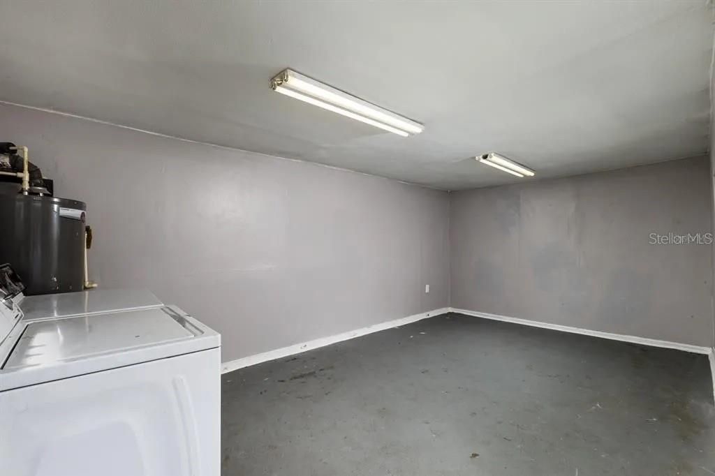 В аренду: $2,300 (2 спален, 1 ванн, 1056 Квадратных фут)