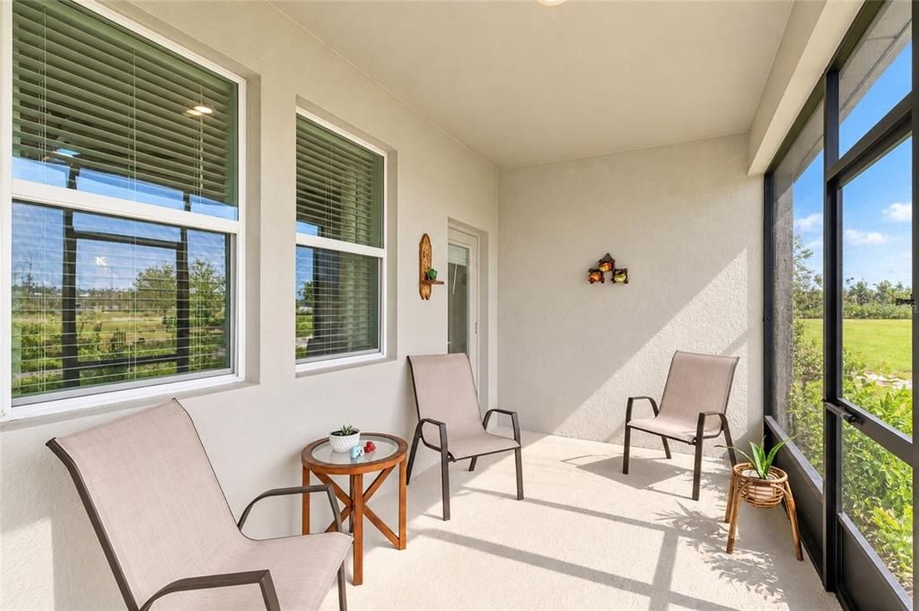 En Venta: $419,990 (4 camas, 3 baños, 2061 Pies cuadrados)