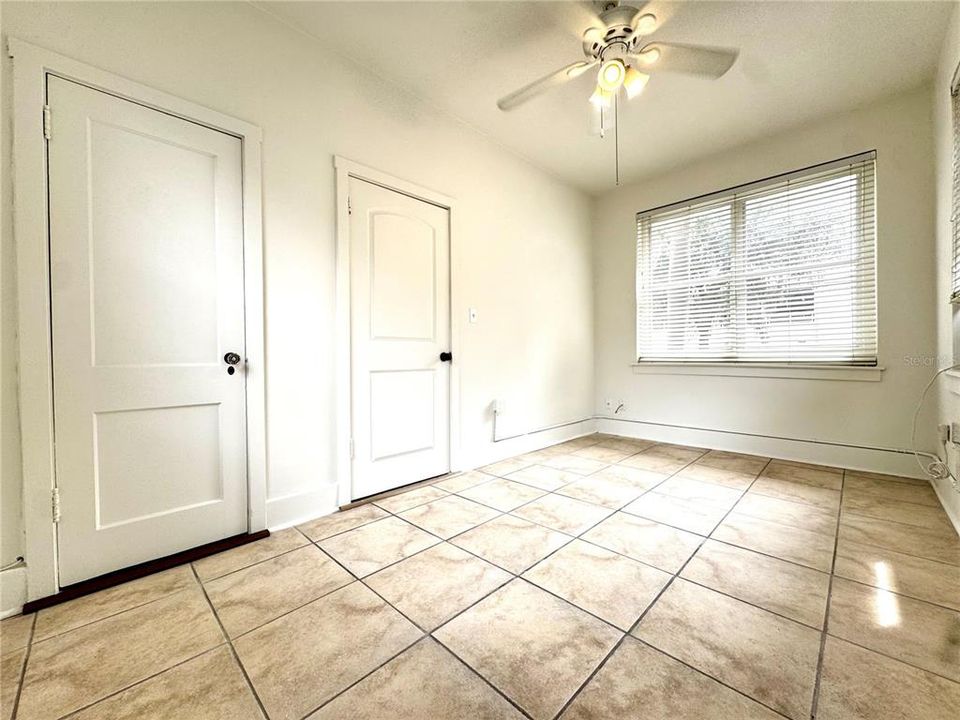 For Rent: $1,795 (2 beds, 1 baths, 1150 Square Feet)