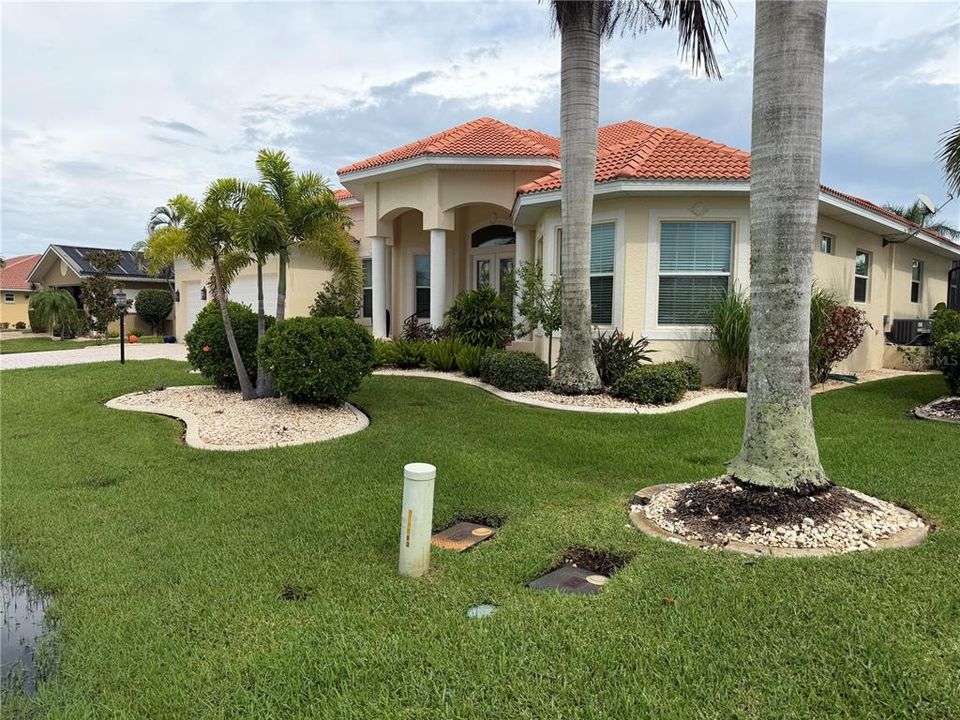 Active With Contract: $1,450,000 (3 beds, 3 baths, 2926 Square Feet)