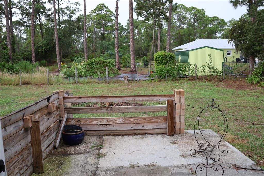 For Sale: $260,000 (3 beds, 2 baths, 1415 Square Feet)