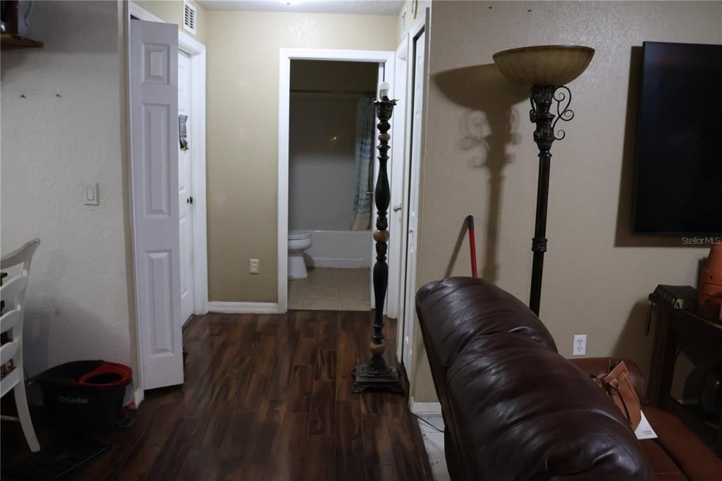 For Sale: $260,000 (3 beds, 2 baths, 1415 Square Feet)