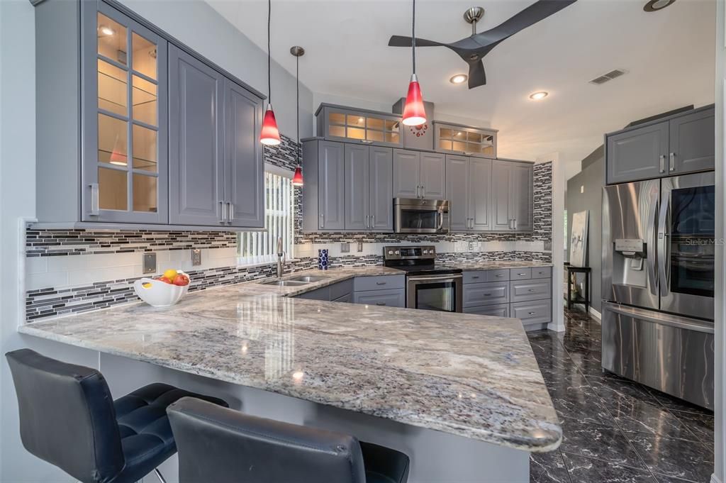 For Sale: $349,900 (3 beds, 2 baths, 1874 Square Feet)