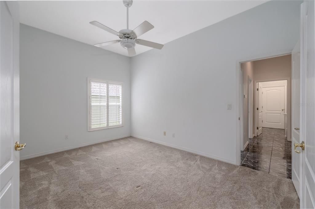 For Sale: $349,900 (3 beds, 2 baths, 1874 Square Feet)