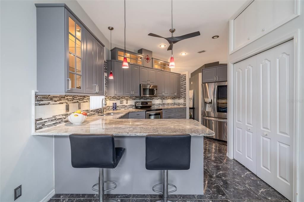 For Sale: $349,900 (3 beds, 2 baths, 1874 Square Feet)