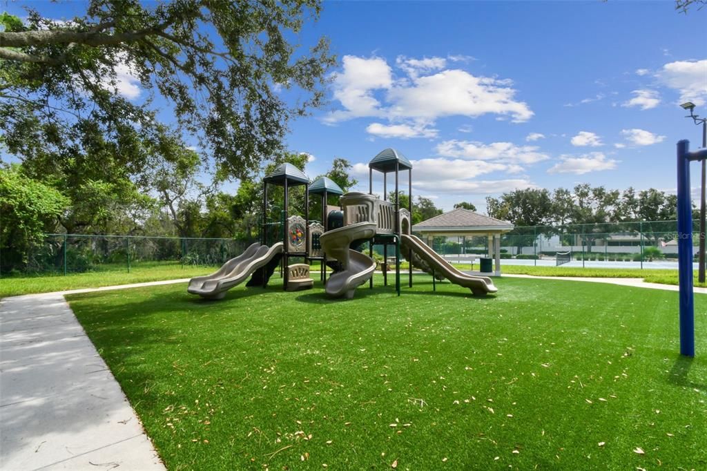 For Sale: $445,000 (4 beds, 2 baths, 2002 Square Feet)