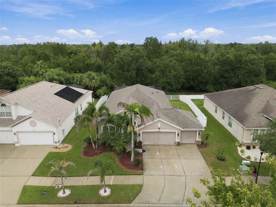For Sale: $445,000 (4 beds, 2 baths, 2002 Square Feet)
