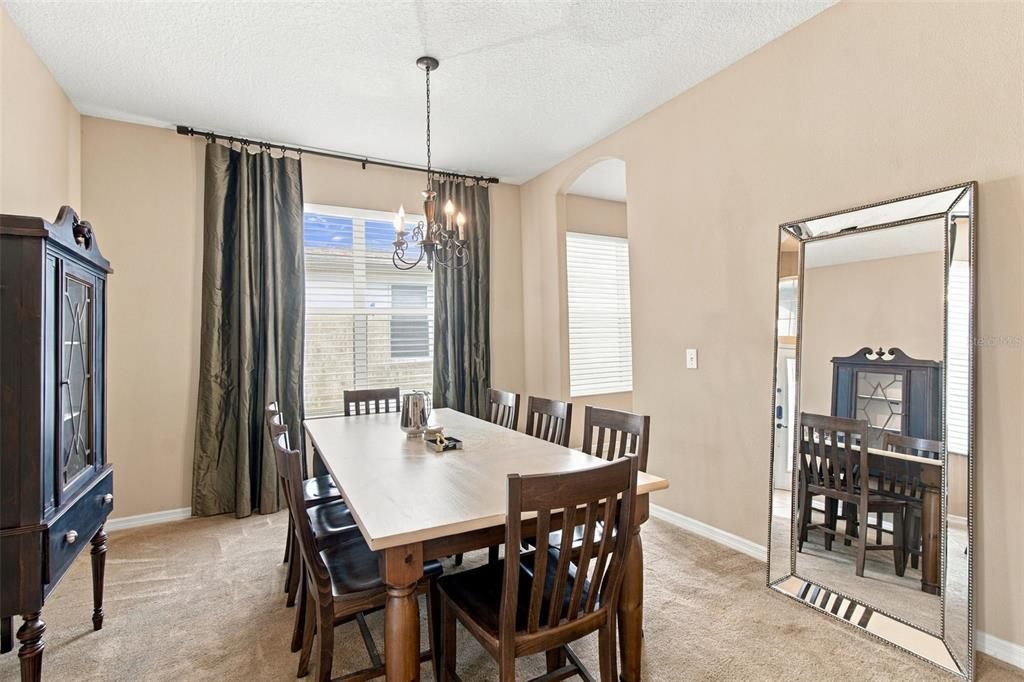 For Sale: $445,000 (4 beds, 2 baths, 2002 Square Feet)