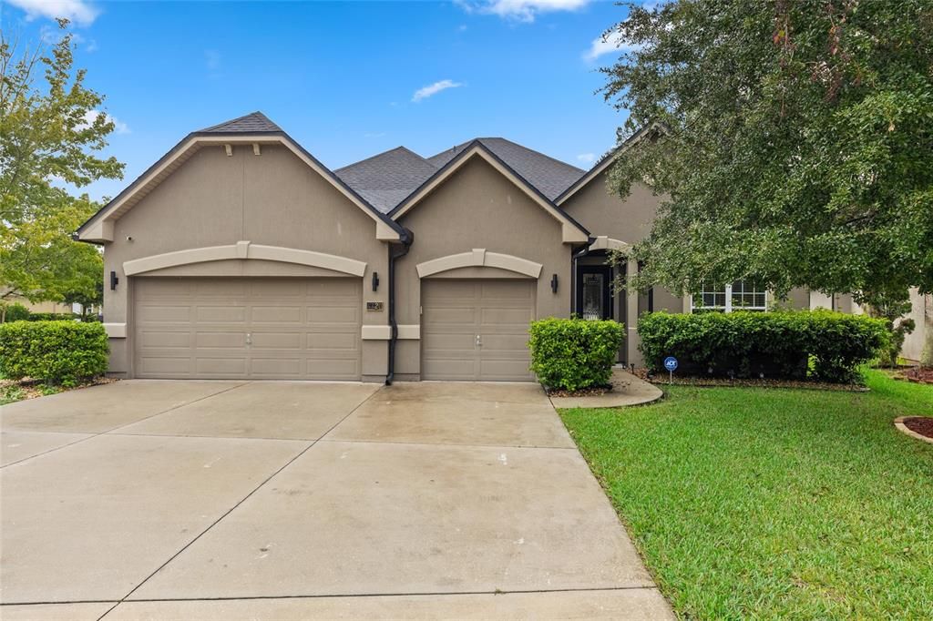 For Sale: $595,000 (4 beds, 3 baths, 3121 Square Feet)