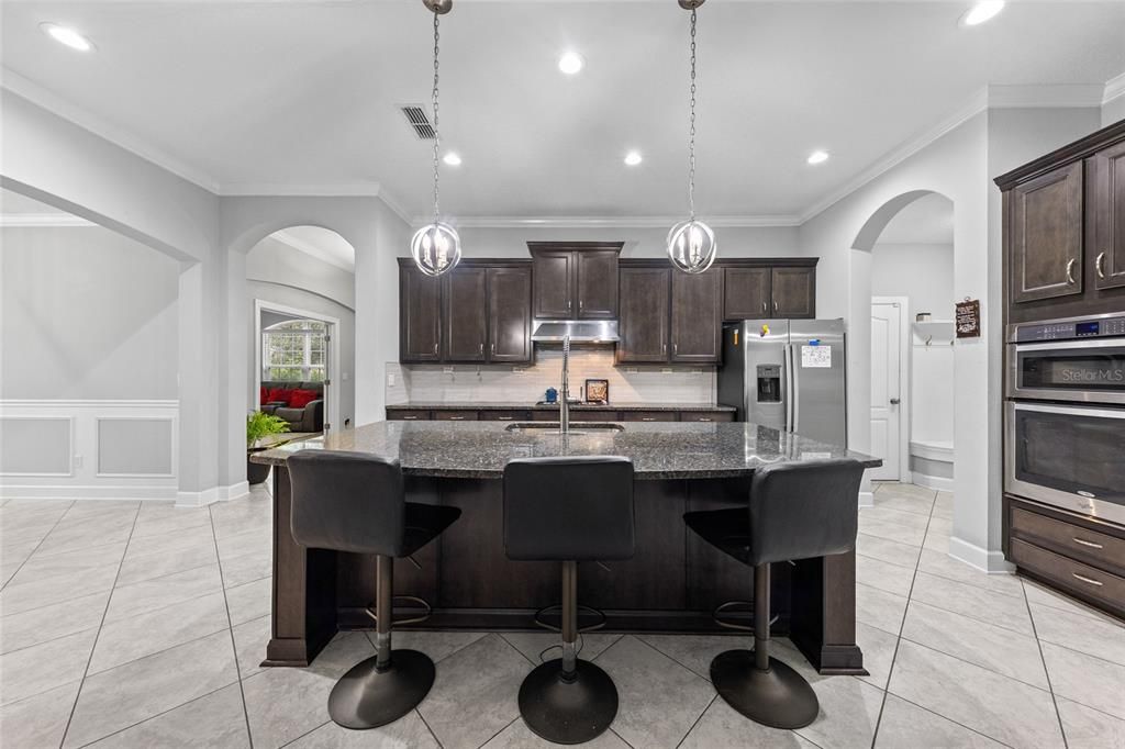 For Sale: $595,000 (4 beds, 3 baths, 3121 Square Feet)