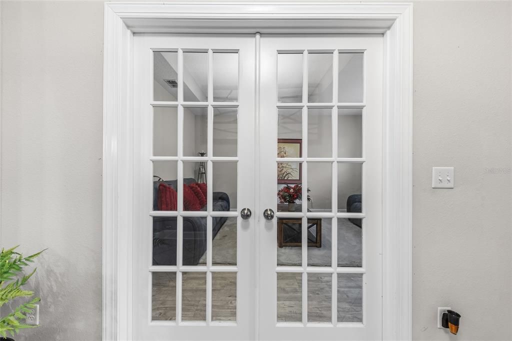 For Sale: $595,000 (4 beds, 3 baths, 3121 Square Feet)
