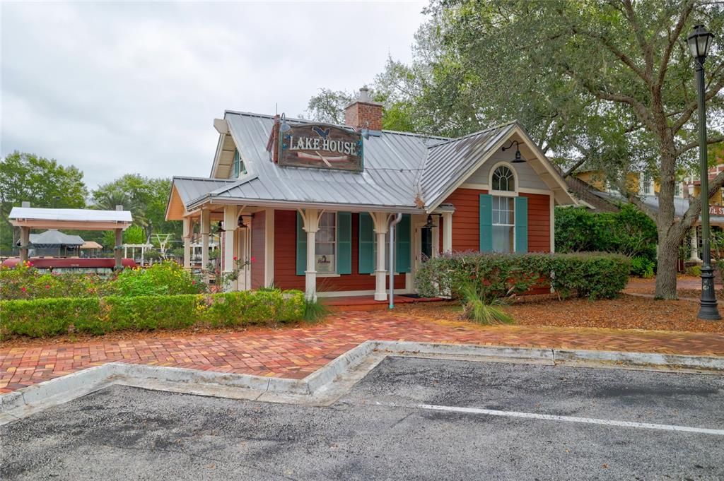 For Sale: $595,000 (4 beds, 3 baths, 3121 Square Feet)