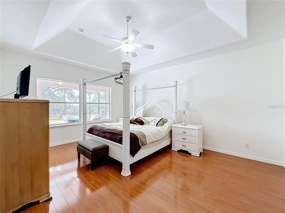 En Venta: $489,900 (3 camas, 2 baños, 2205 Pies cuadrados)
