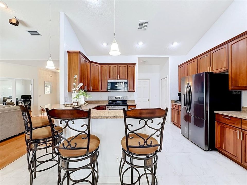 En Venta: $489,900 (3 camas, 2 baños, 2205 Pies cuadrados)