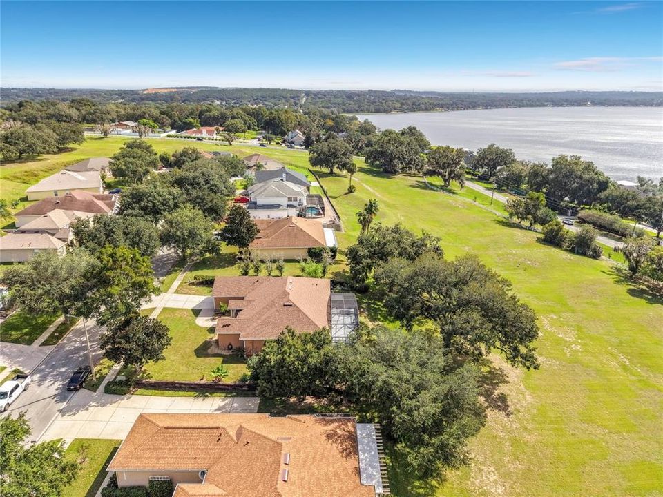 En Venta: $489,900 (3 camas, 2 baños, 2205 Pies cuadrados)