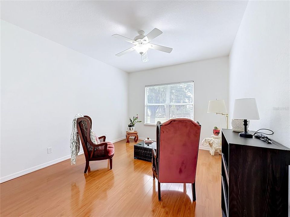 En Venta: $489,900 (3 camas, 2 baños, 2205 Pies cuadrados)
