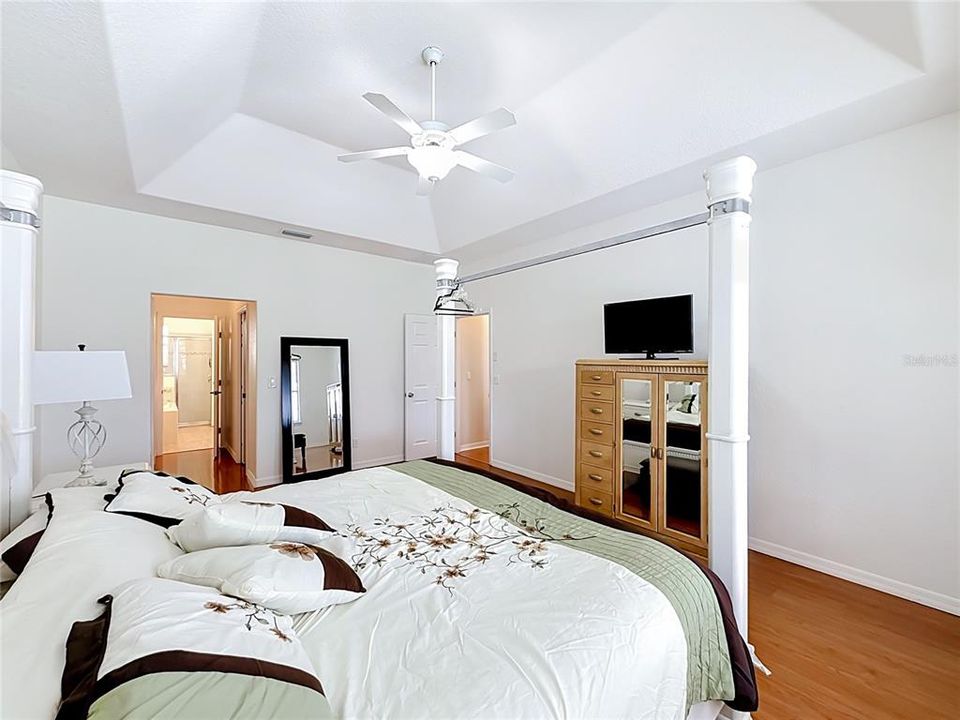 En Venta: $489,900 (3 camas, 2 baños, 2205 Pies cuadrados)