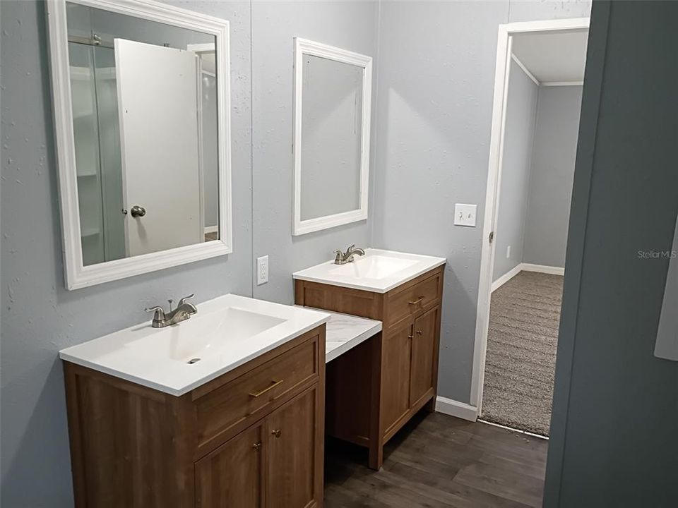 En Venta: $259,900 (4 camas, 2 baños, 1620 Pies cuadrados)