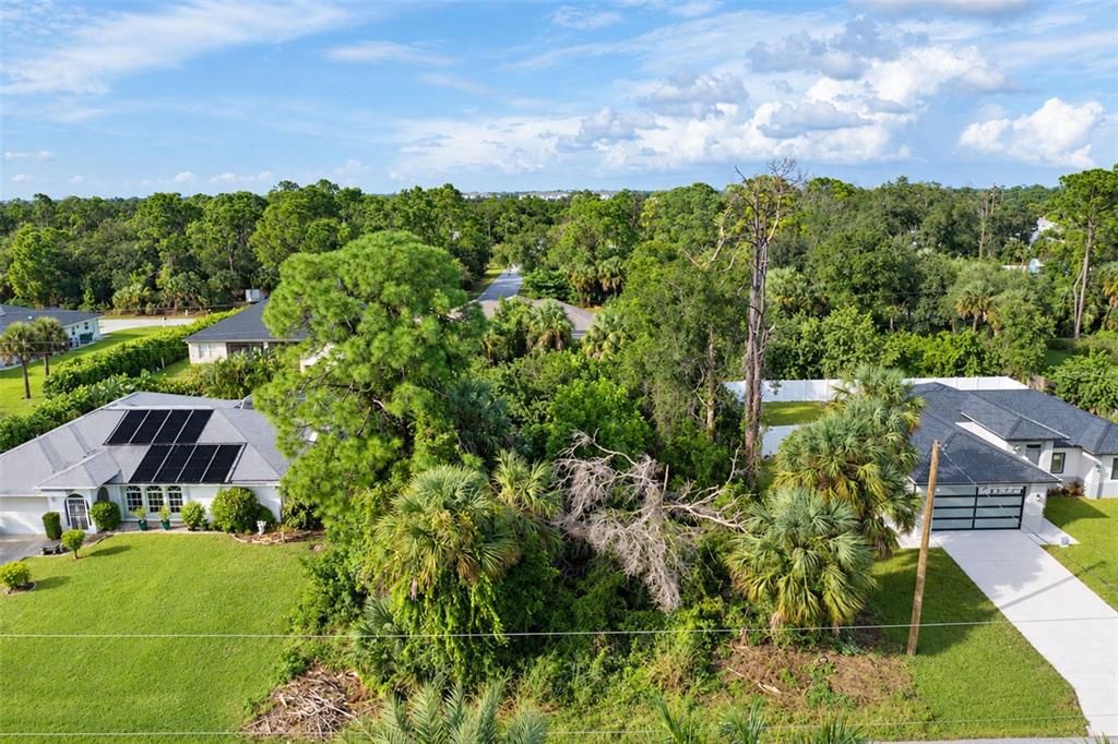 На продажу: $25,000 (0.23 acres)