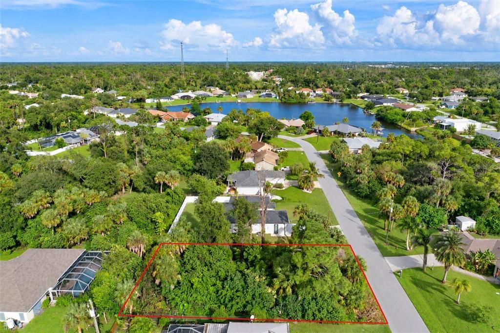 На продажу: $25,000 (0.23 acres)
