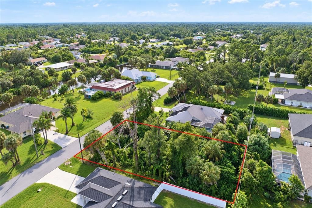 На продажу: $25,000 (0.23 acres)