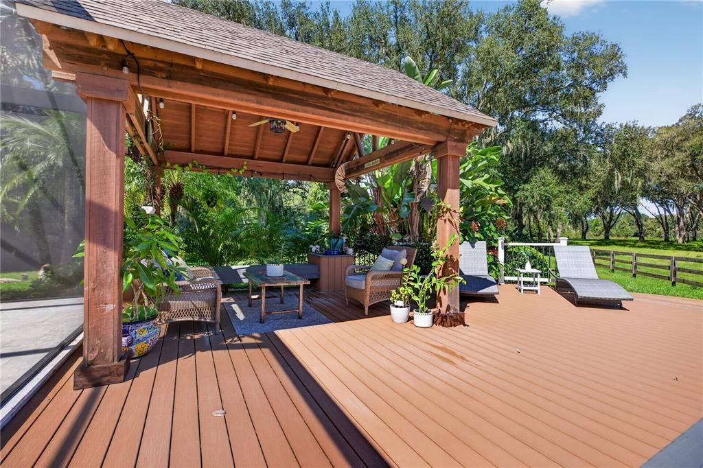 For Sale: $1,250,000 (5 beds, 4 baths, 4287 Square Feet)