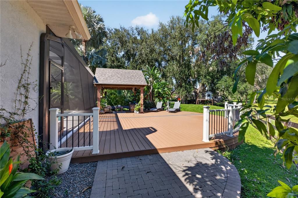 For Sale: $1,250,000 (5 beds, 4 baths, 4287 Square Feet)