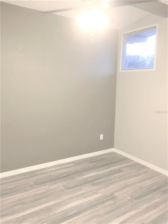 En Venta: $214,900 (4 camas, 2 baños, 1382 Pies cuadrados)