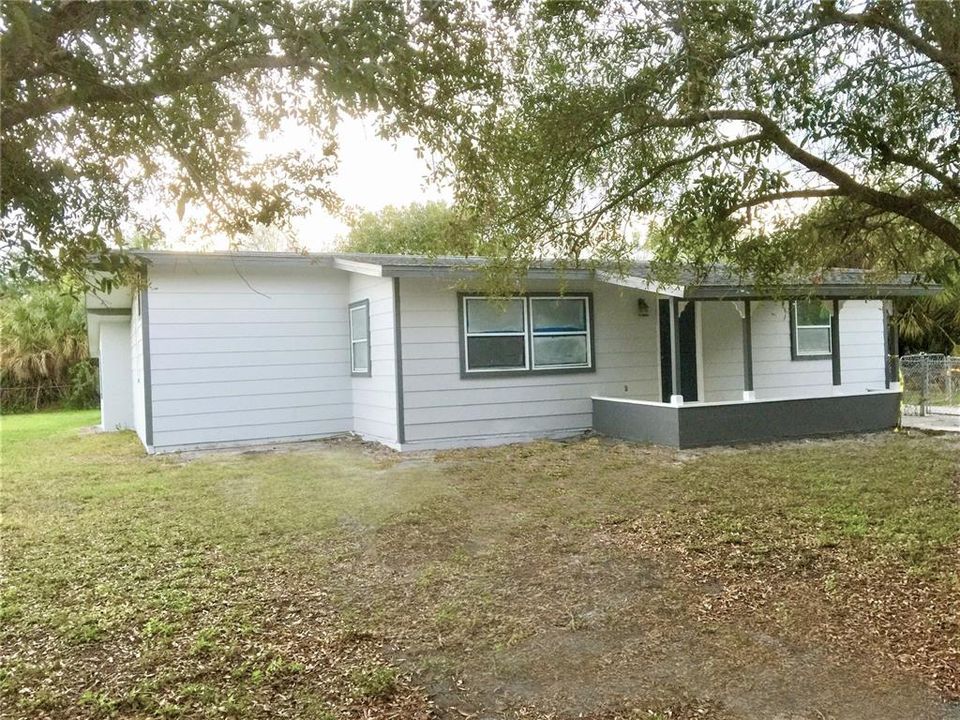 En Venta: $214,900 (4 camas, 2 baños, 1382 Pies cuadrados)