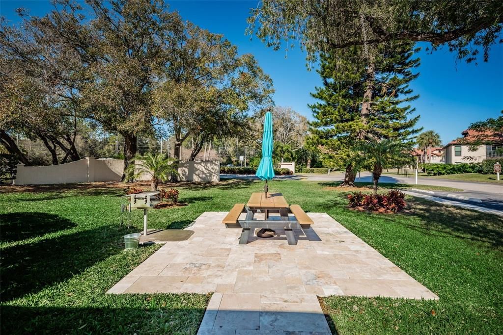 For Sale: $299,999 (3 beds, 2 baths, 1520 Square Feet)