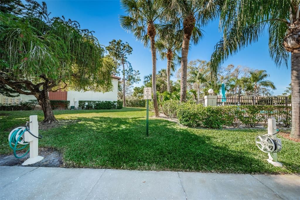 For Sale: $299,999 (3 beds, 2 baths, 1520 Square Feet)