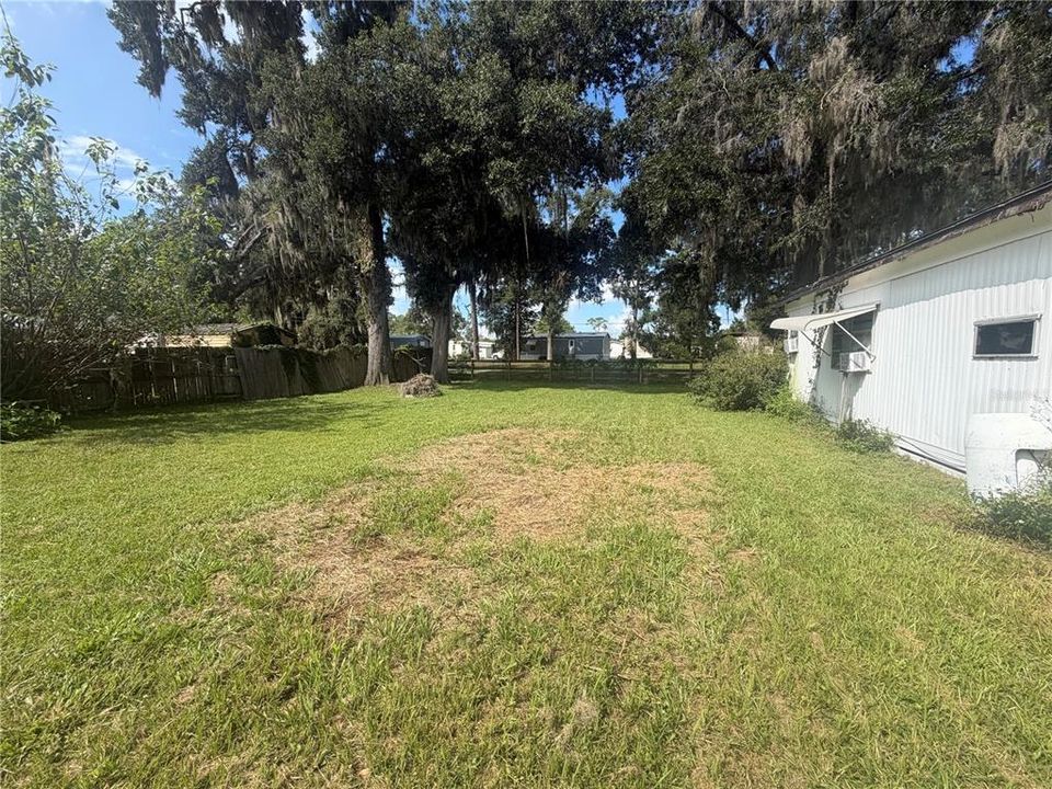For Sale: $63,000 (2 beds, 1 baths, 680 Square Feet)