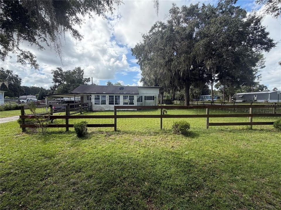 For Sale: $63,000 (2 beds, 1 baths, 680 Square Feet)