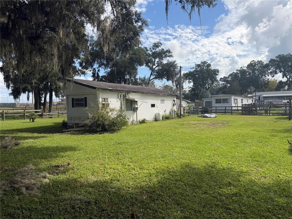 For Sale: $63,000 (2 beds, 1 baths, 680 Square Feet)