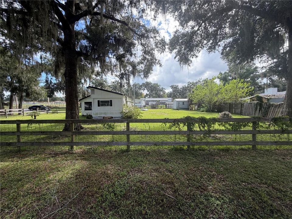 For Sale: $63,000 (2 beds, 1 baths, 680 Square Feet)