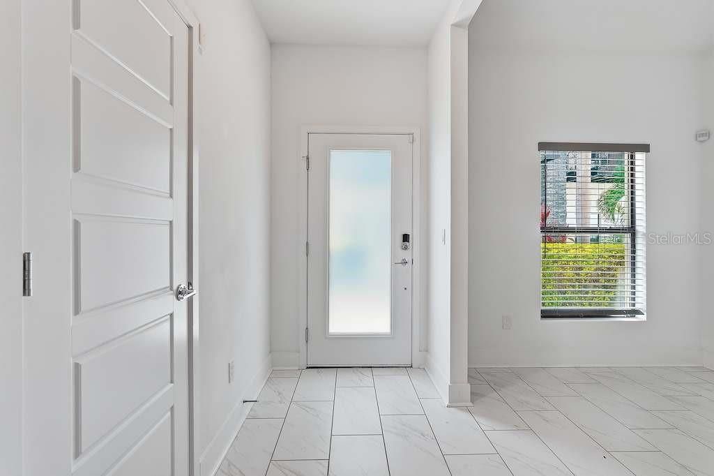 For Rent: $3,500 (2 beds, 2 baths, 1748 Square Feet)