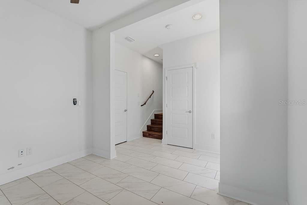 For Rent: $3,500 (2 beds, 2 baths, 1748 Square Feet)