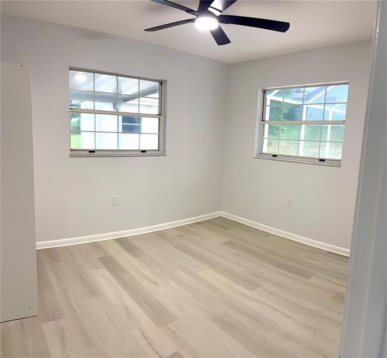 En Venta: $365,000 (4 camas, 3 baños, 3144 Pies cuadrados)