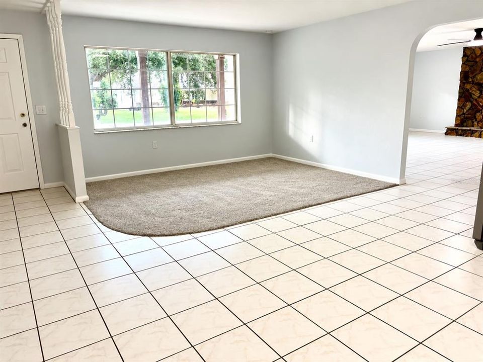 En Venta: $365,000 (4 camas, 3 baños, 3144 Pies cuadrados)