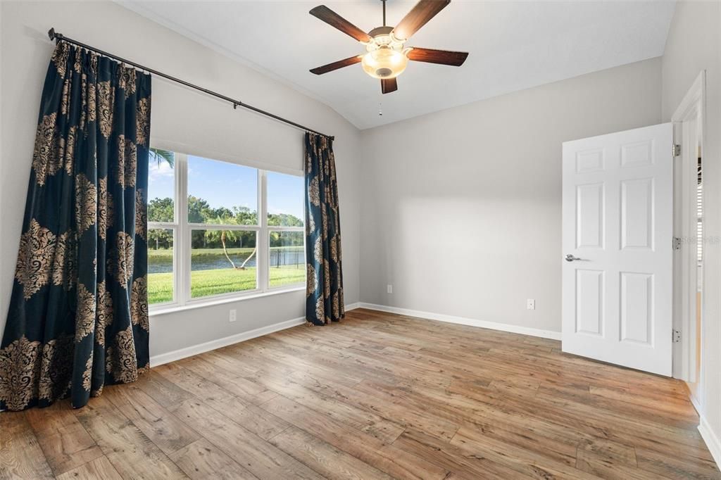 For Rent: $2,500 (3 beds, 2 baths, 1823 Square Feet)