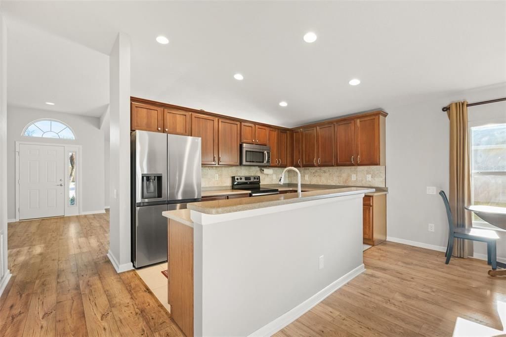 For Rent: $2,500 (3 beds, 2 baths, 1823 Square Feet)