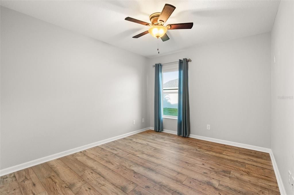 For Rent: $2,500 (3 beds, 2 baths, 1823 Square Feet)