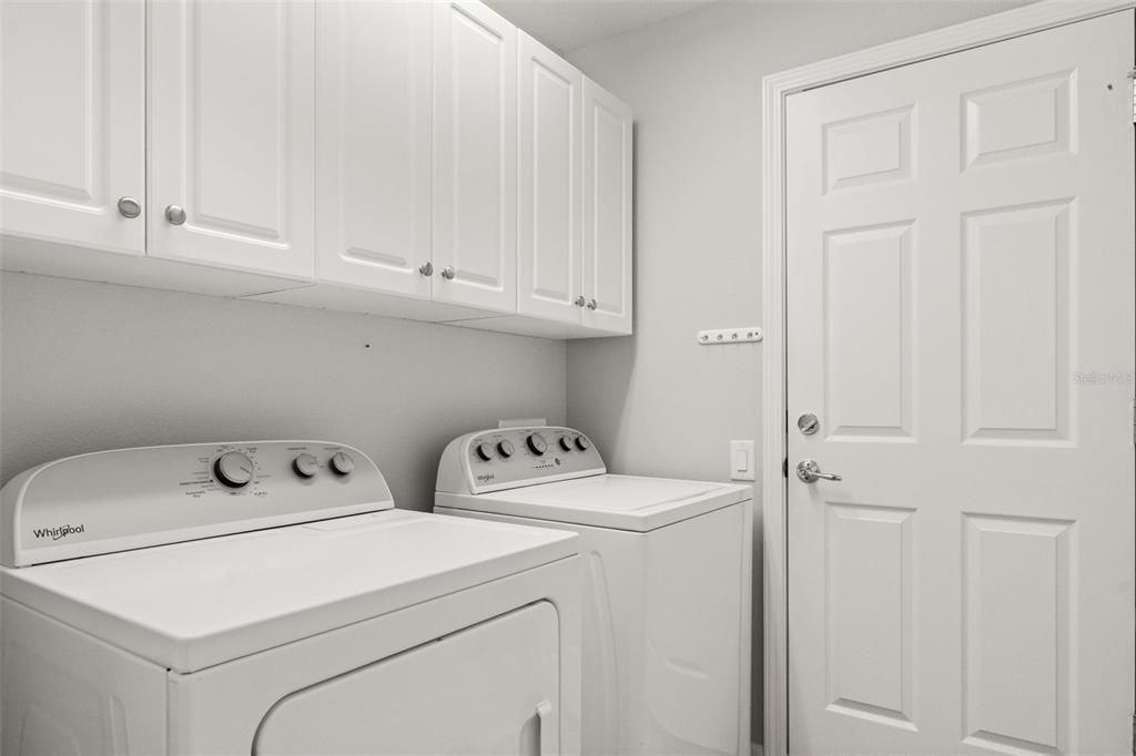 For Rent: $2,500 (3 beds, 2 baths, 1823 Square Feet)