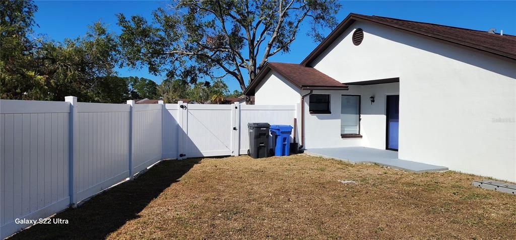 For Rent: $2,400 (3 beds, 2 baths, 1278 Square Feet)
