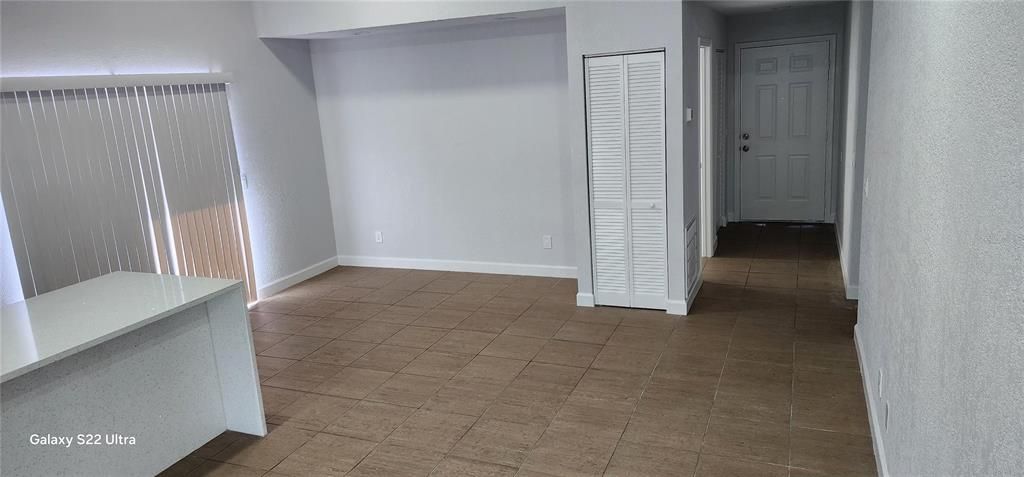 For Rent: $2,400 (3 beds, 2 baths, 1278 Square Feet)