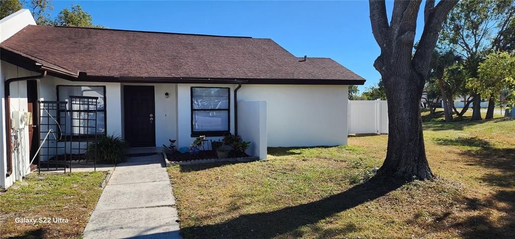 For Rent: $2,400 (3 beds, 2 baths, 1278 Square Feet)