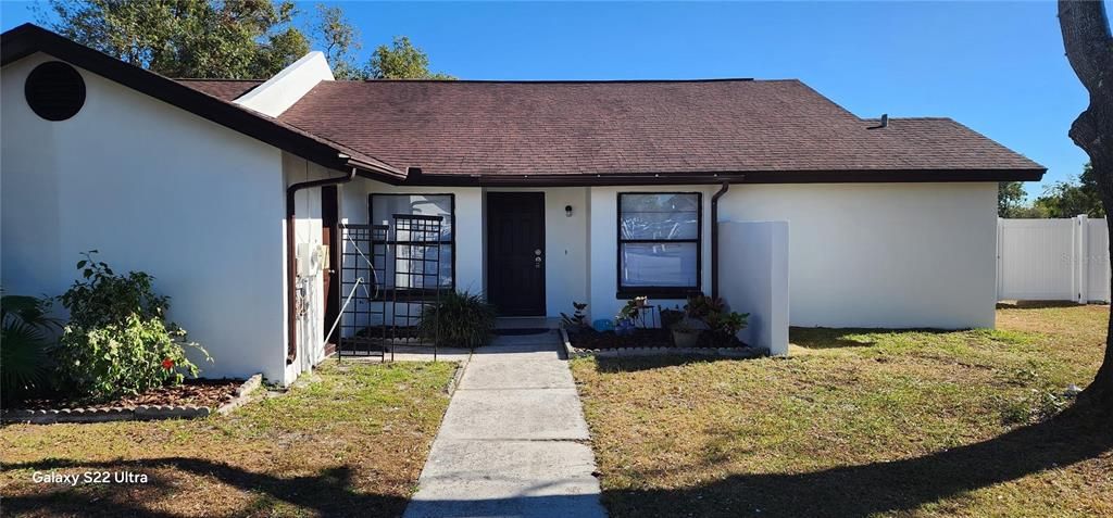 For Rent: $2,400 (3 beds, 2 baths, 1278 Square Feet)