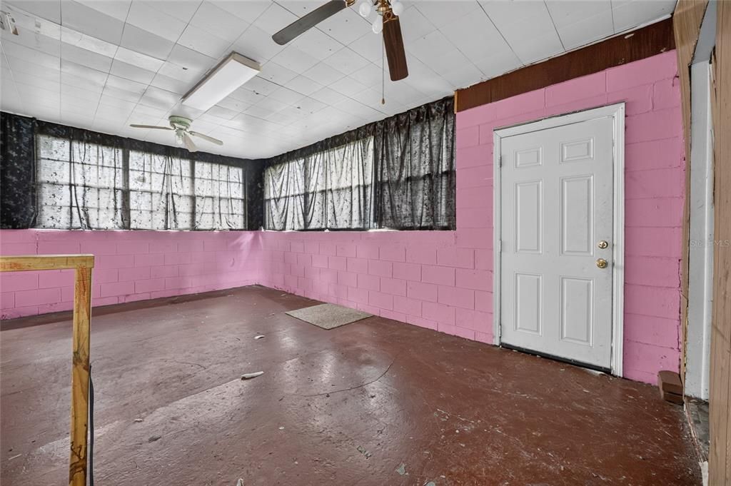En Venta: $225,000 (3 camas, 1 baños, 1265 Pies cuadrados)